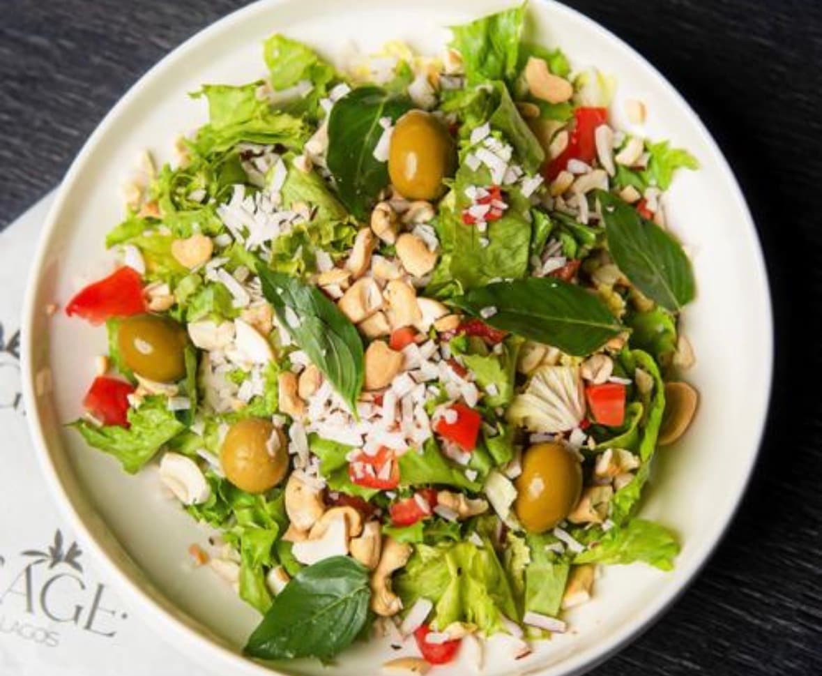 Garden salad with olives and cashews